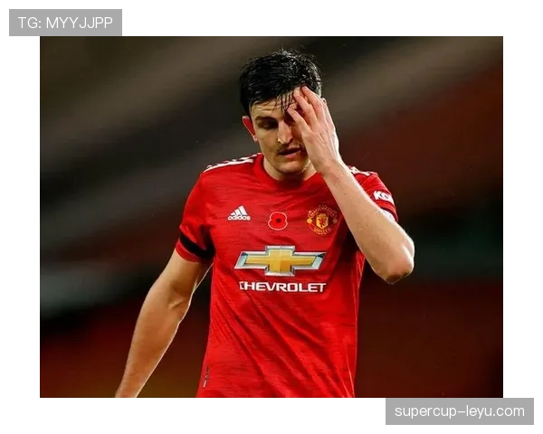 罗贝托:中场铁闸稳健发挥,为球队筑起坚固防线 罗贝托:中场铁闸稳健发挥,为球队筑起坚固防线