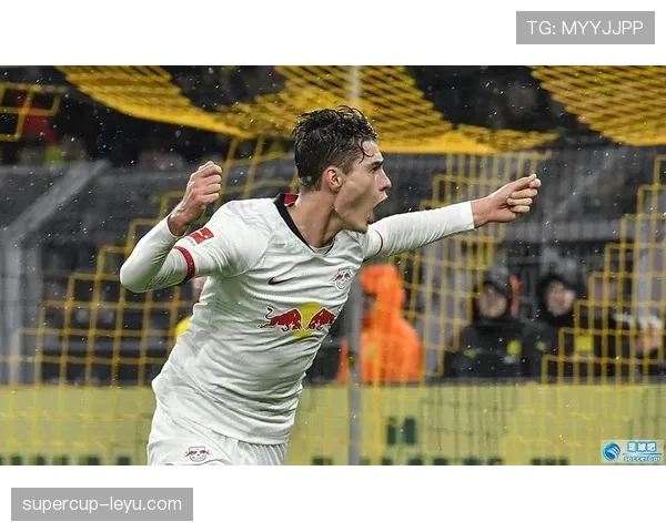 越南国家队“黄金星战士”状态回暖，新一代足球英雄强势崛起