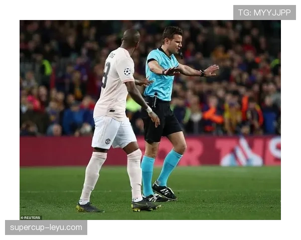 法兰克福近期表现稳健,关键时刻引球迷热议 法兰克福近期表现稳健,关键时刻引球迷热议