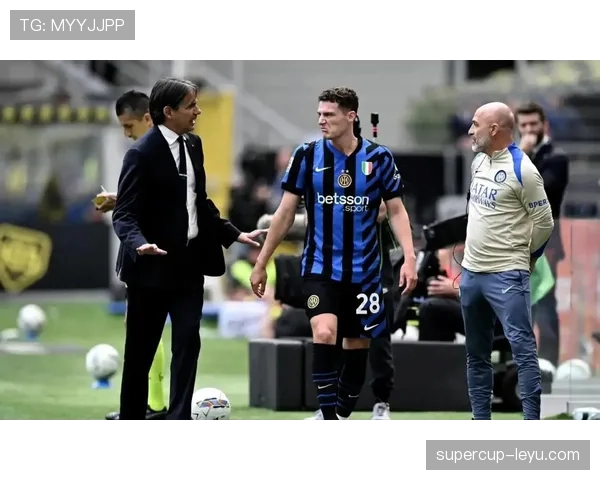 帕瓦尔精准防守彰显稳定状态，关键站位助推球队表现提升