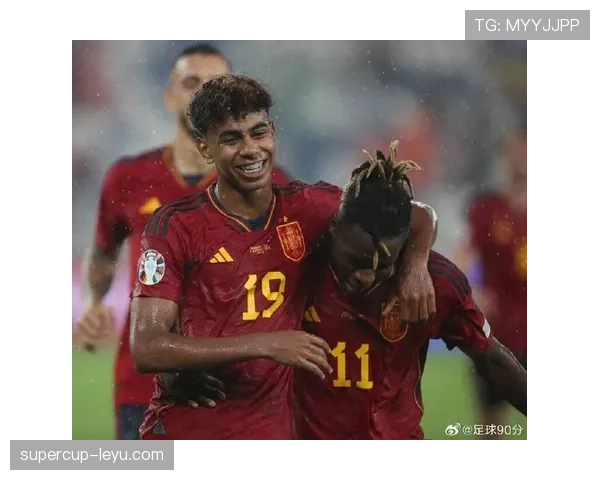 拉明·亚马尔16岁国家队首秀破门创纪录