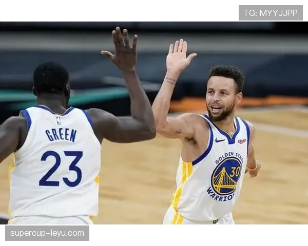 阿泰斯特通过高效防守拉开差距，显著限制库里得分爆发